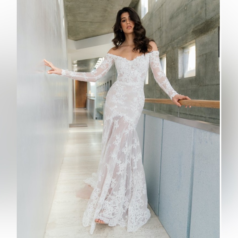 Alena Leena Azalea Bridal Gown - Never worn!